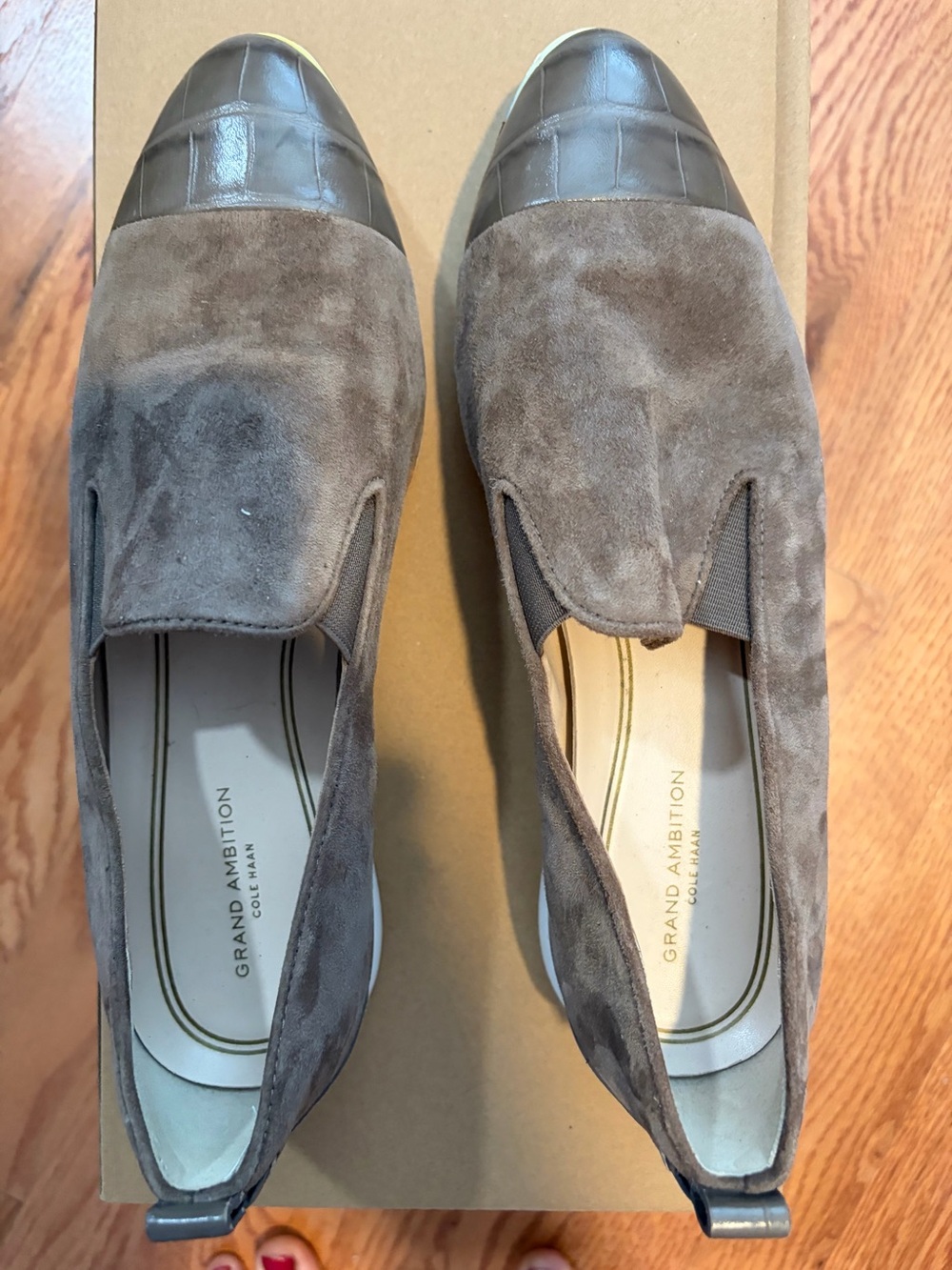 Cole Haan Grand Ambition Suede Slip-On Loafers Women’s Size 8 Gray/Taupe
